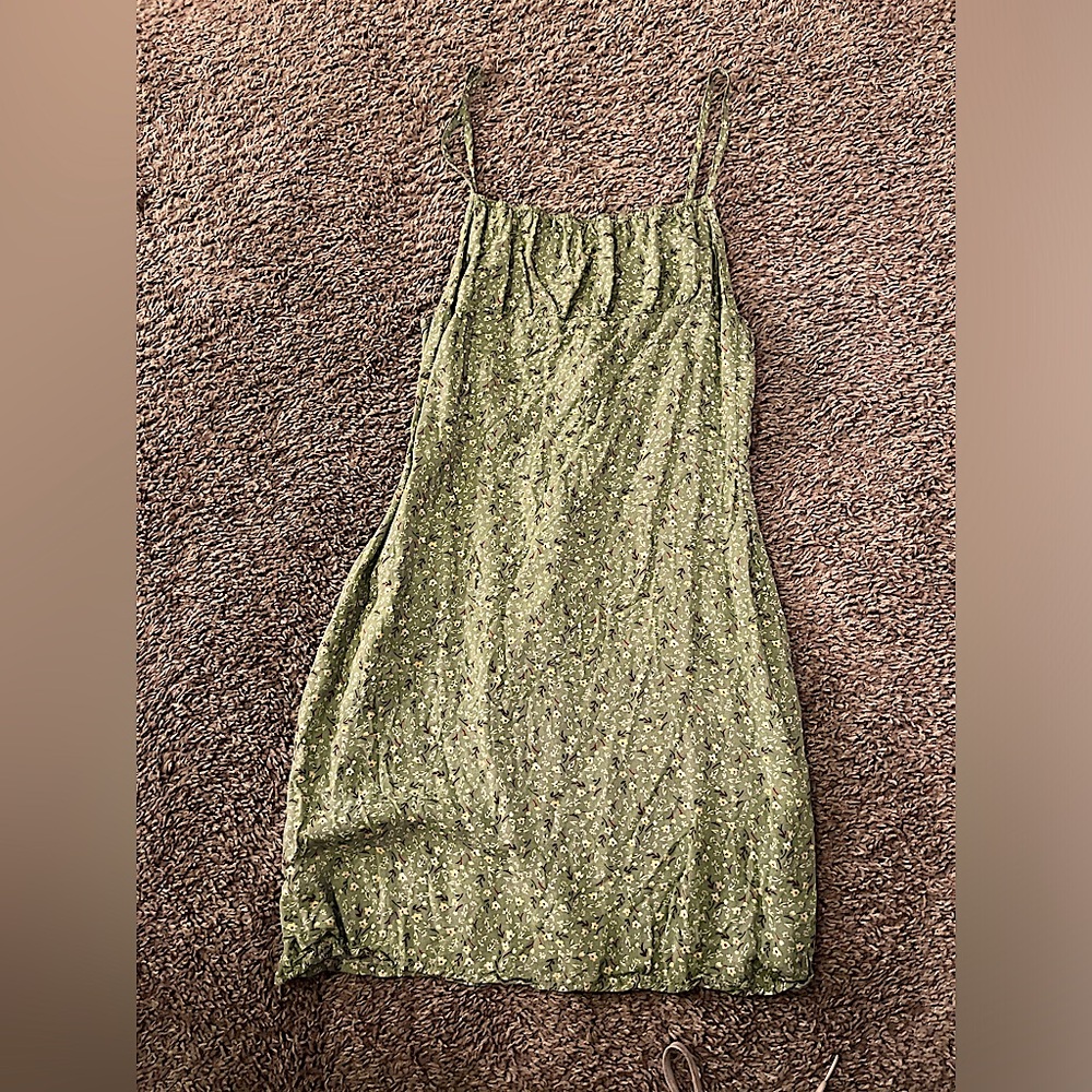 Floral green spring dress